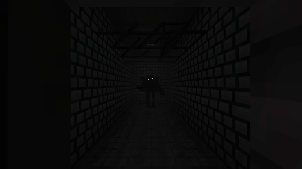 LethalCraft map: Dark hallway with glowing eyes