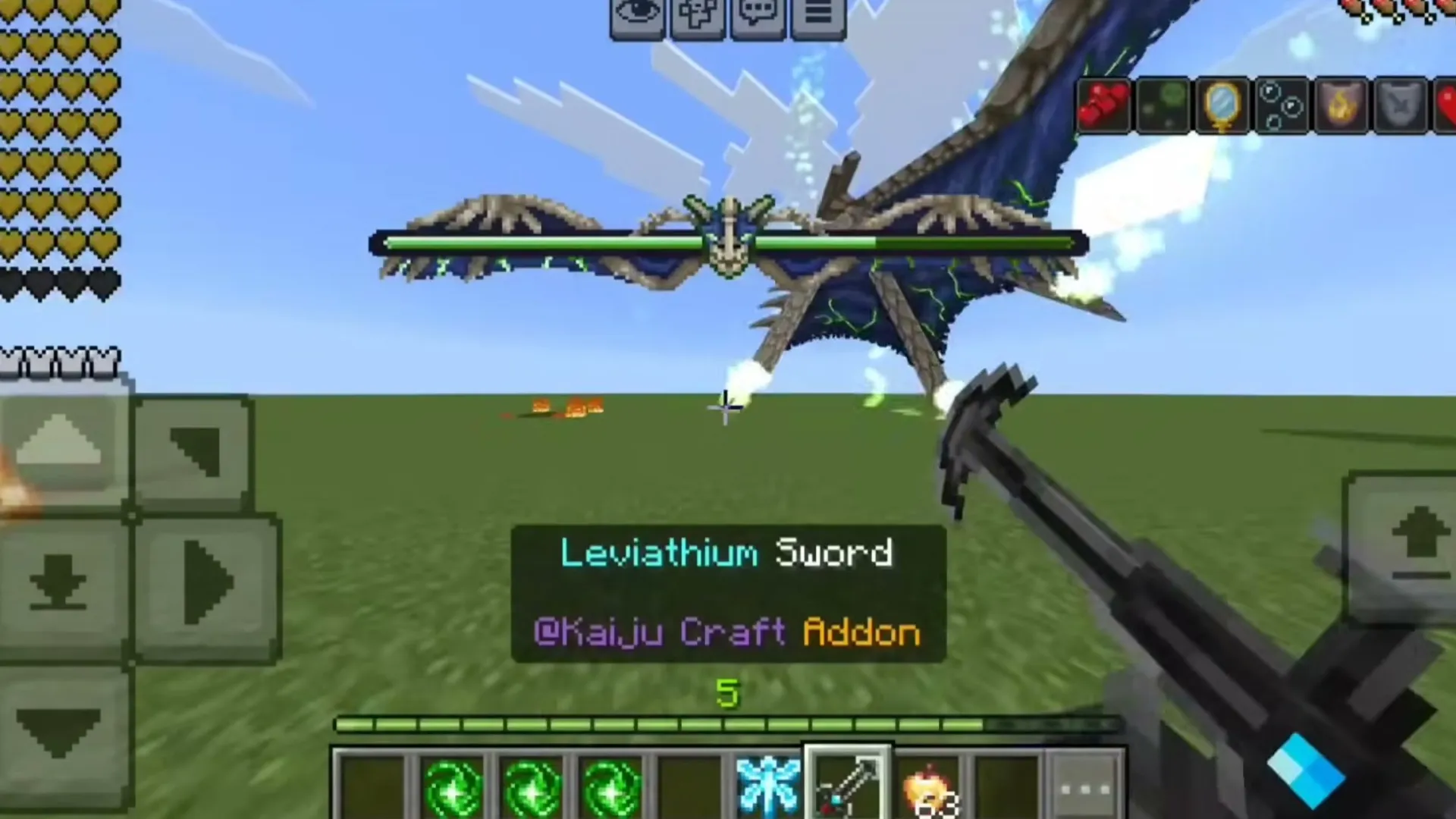 Kaiju Craft addon: Player holds Leviathium Sword facing giant dragon