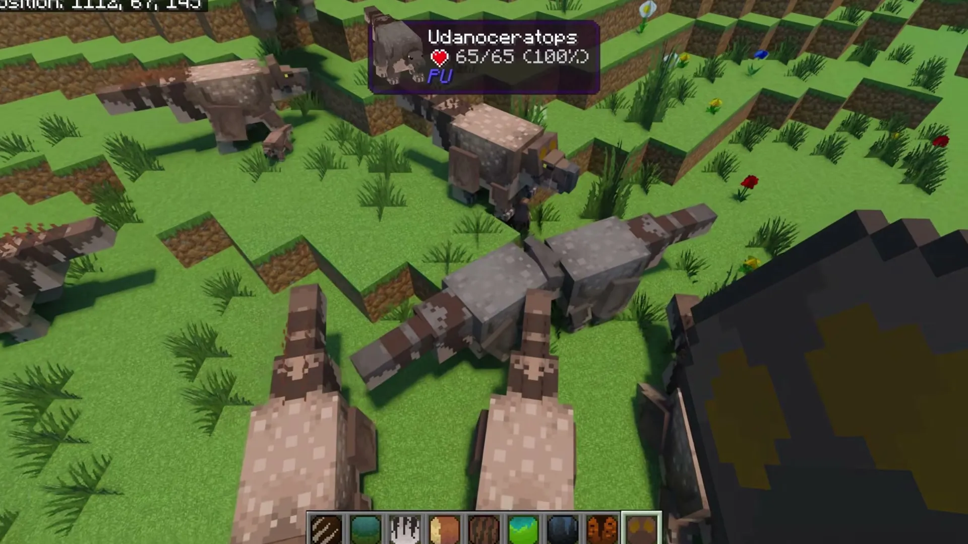 Prehistoric Utopia addon: Udanoceratops in grassy terrain