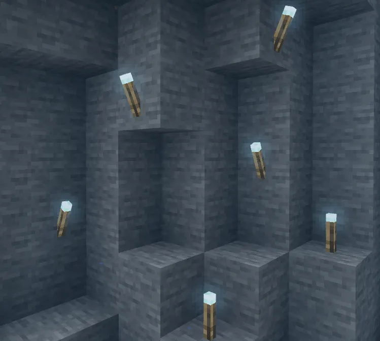 Raiyon's Dynamic Lightning addon: One torch variant designed to be placed under water