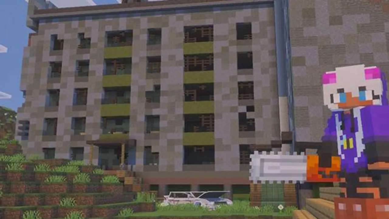 True Survival addon: Player holding chainsaw near building