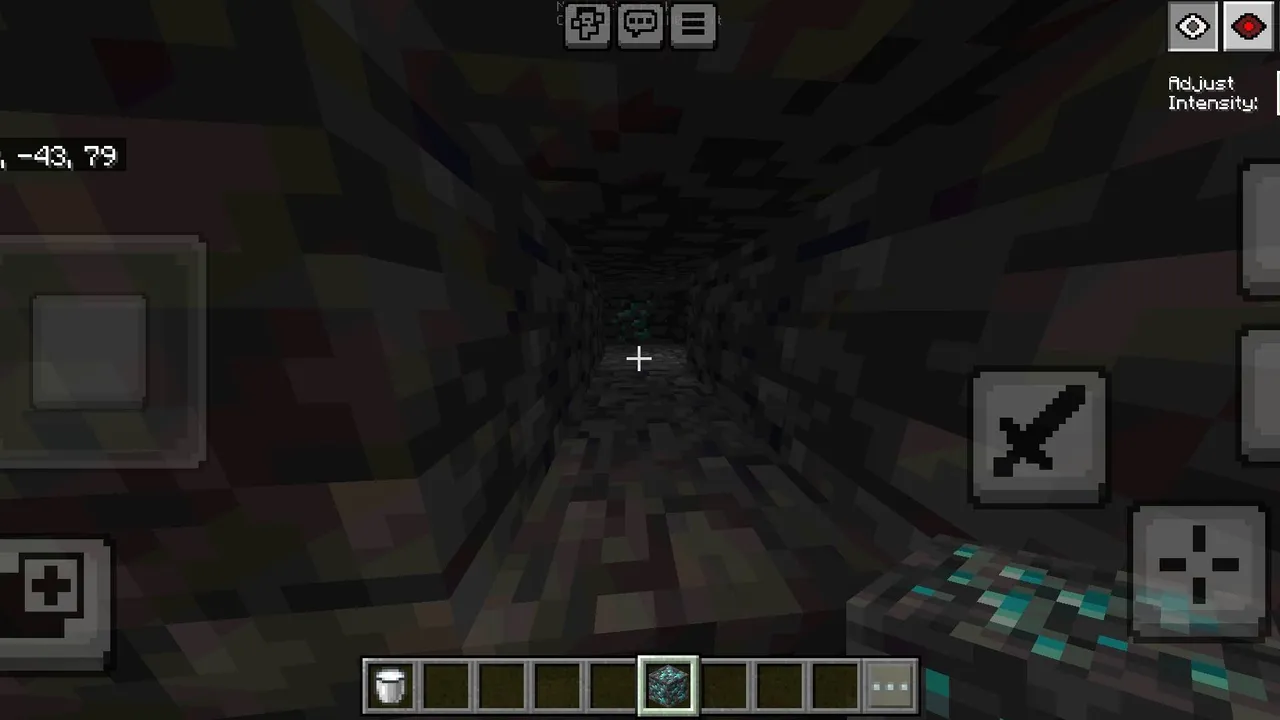 Toggle Night Vision texture pack: Night vision menu in a dark cave