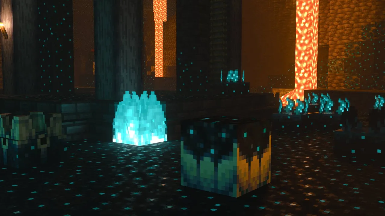 Vanilla RTX texture pack: Vanilla RTX Deepdark Atmosphere — Wild Update — Sculk